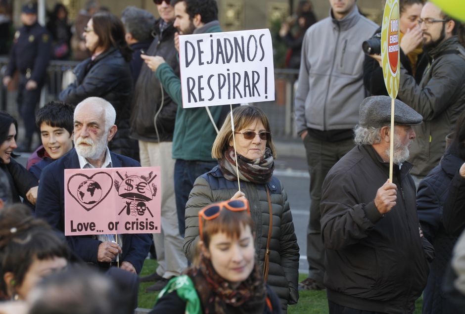 Marcha por el Clima "Frente al cambio climtico, cambiemos de modelo" Madrid 29-11-2015