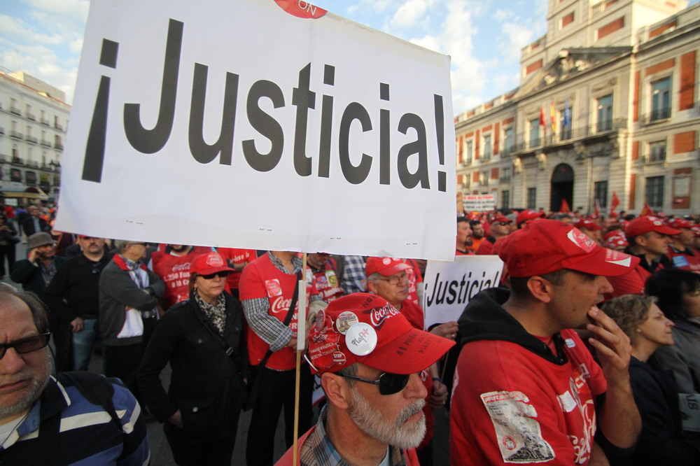 Manifestacin de trabajadores de CocaCola por Justicia en el Tribunal Supremo