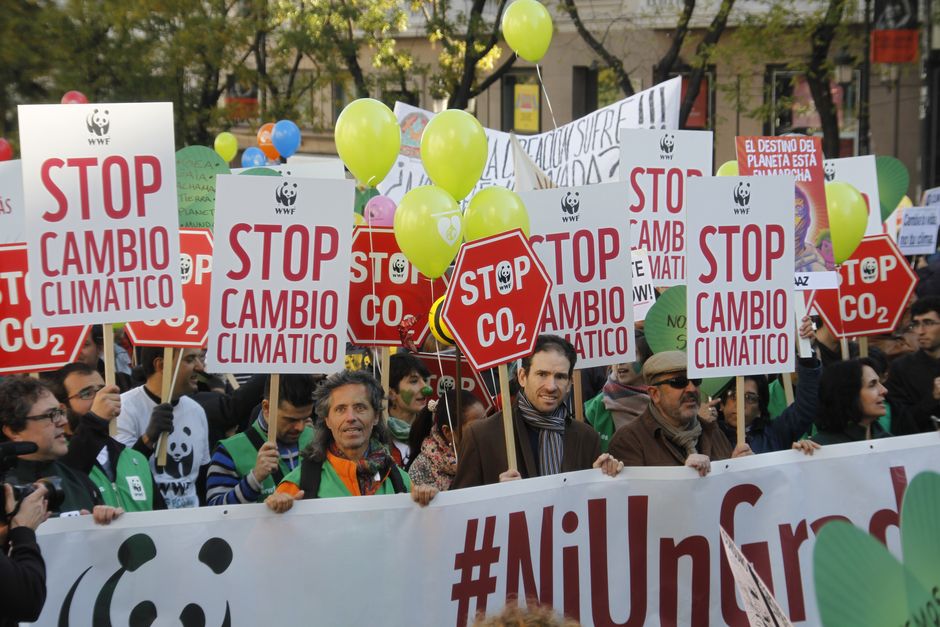 Marcha por el Clima "Frente al cambio climtico, cambiemos de modelo" Madrid 29-11-2015