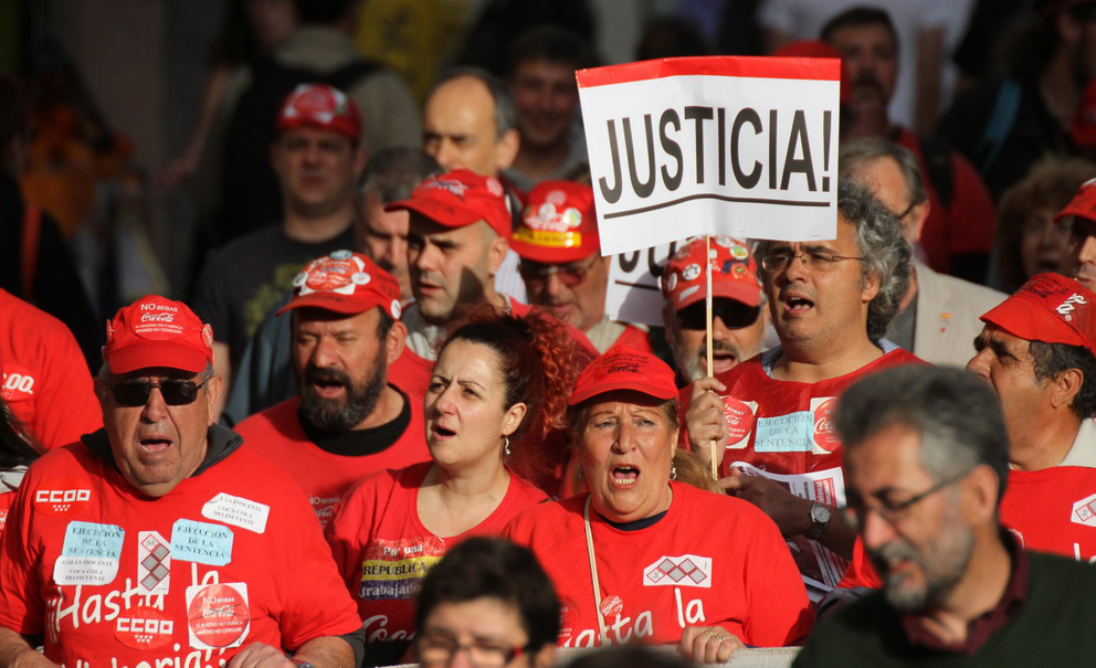 Manifestacin de trabajadores de CocaCola por Justicia en el Tribunal Supremo