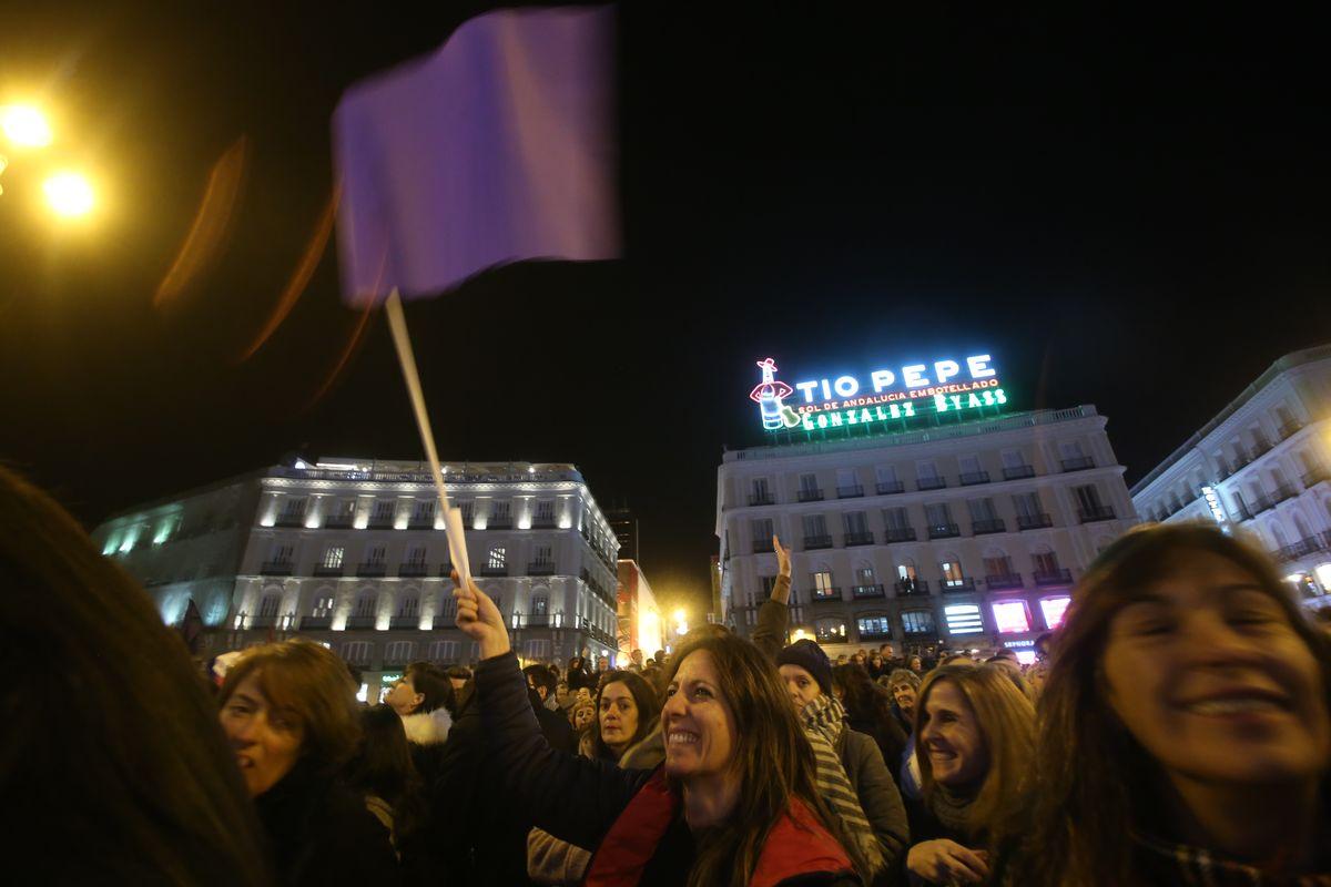 Concentracin feminista en Madrid: Ni un paso atrs en derechos!