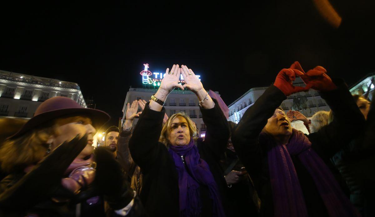 Concentracin feminista en Madrid: Ni un paso atrs en derechos!