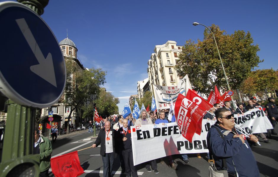 Manifestacin de la plantilla de la EMT por un transporte pblico y de calidad 26/11/2015