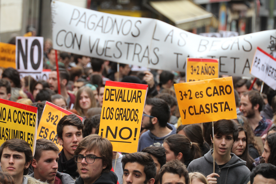 Manifestacin de estudiantes contra la reforma de grados universitarios, Madrid #Noal3mas2