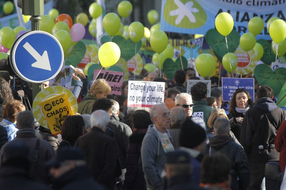 Marcha por el Clima "Frente al cambio climtico, cambiemos de modelo" Madrid 29-11-2015