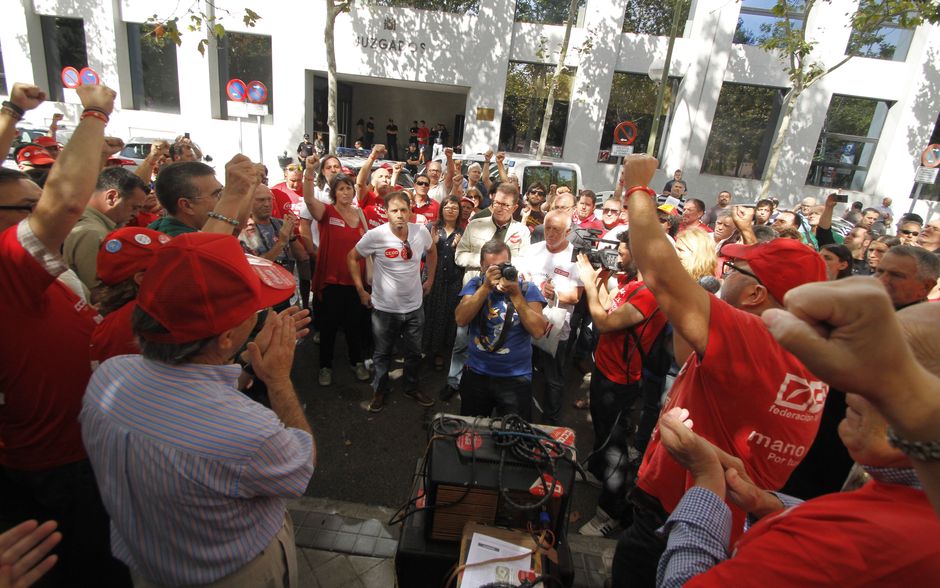 Concentracin en apoyo a Juan Carlos Asenjo y en defensa del derecho de huelga