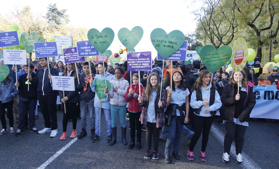 Marcha por el Clima "Frente al cambio climtico, cambiemos de modelo" Madrid 29-11-2015