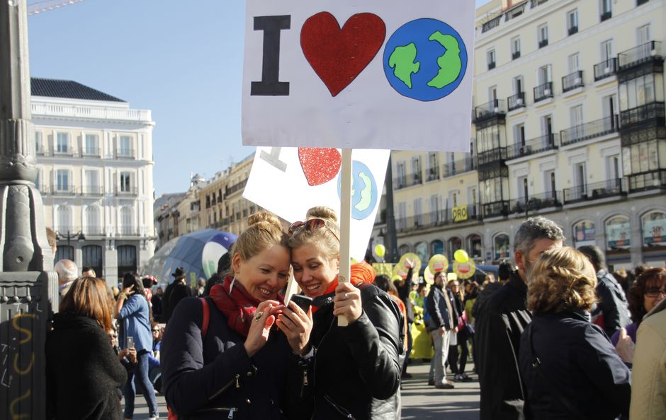 Marcha por el Clima "Frente al cambio climtico, cambiemos de modelo" Madrid 29-11-2015