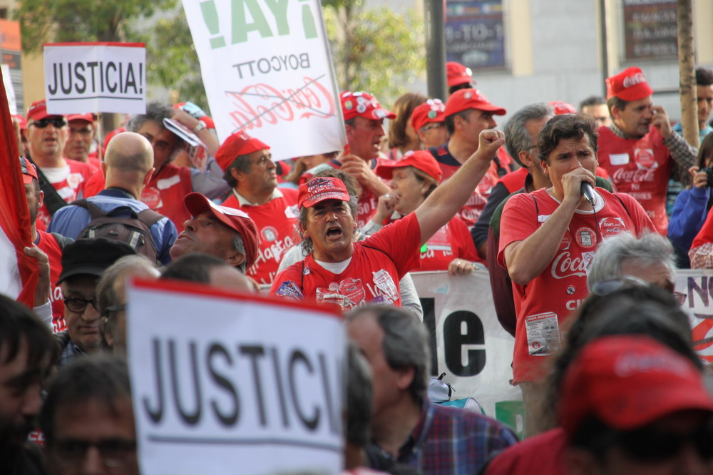 Manifestacin de trabajadores de CocaCola por Justicia en el Tribunal Supremo