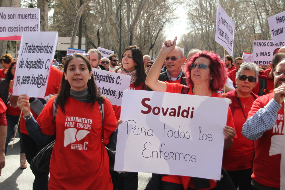 Marcha a las Cortes de afectados Hepatitis C, Madrid domingo 1-3-2015