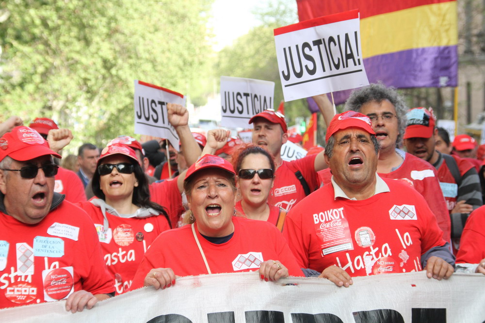 Manifestacin de trabajadores de CocaCola por Justicia en el Tribunal Supremo