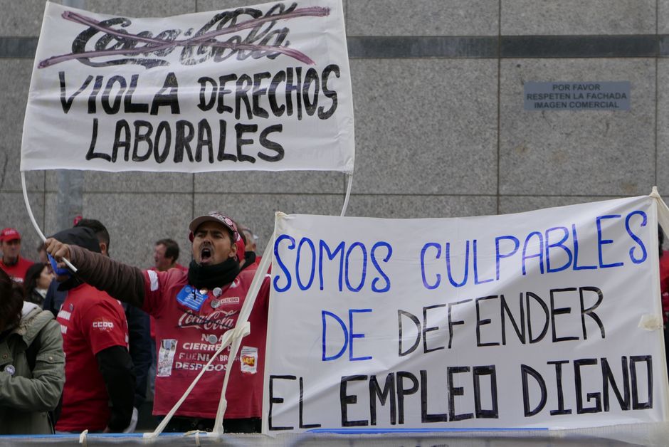 Concentracin de apoyo a Juan Carlos Asenjo en los Juzgados de Fuenlabrada