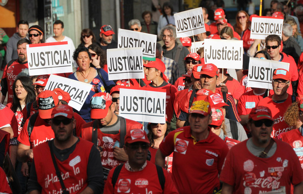 Manifestacin de trabajadores de CocaCola por Justicia en el Tribunal Supremo