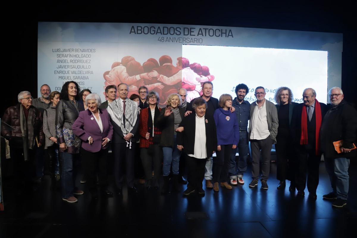 Un multitudinario acto homenajea a los Abogados de Atocha en el 48 aniversario del crimen