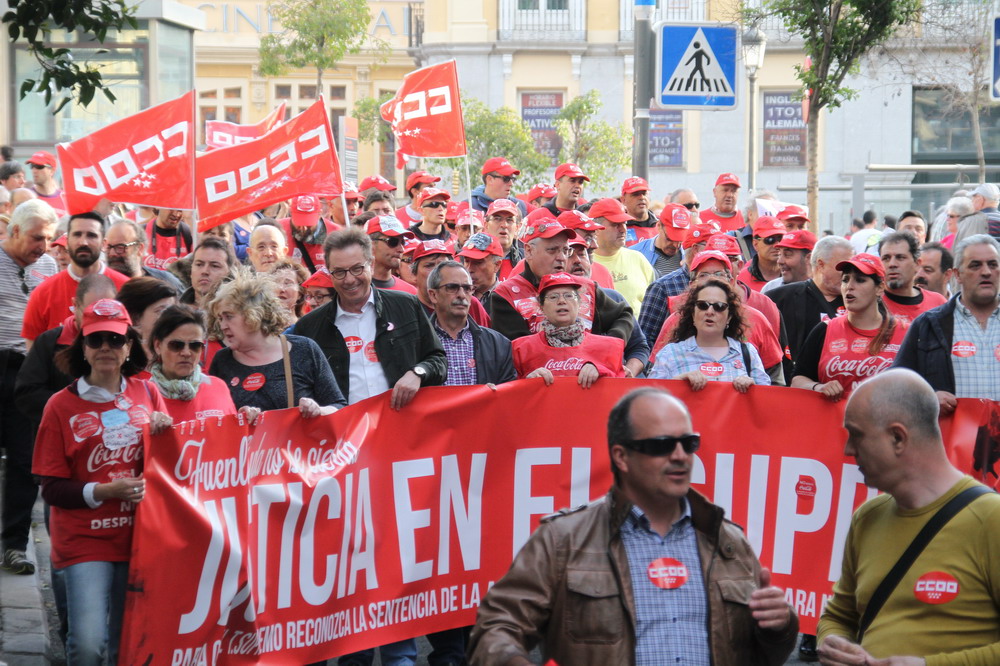 Manifestacin de trabajadores de CocaCola por Justicia en el Tribunal Supremo