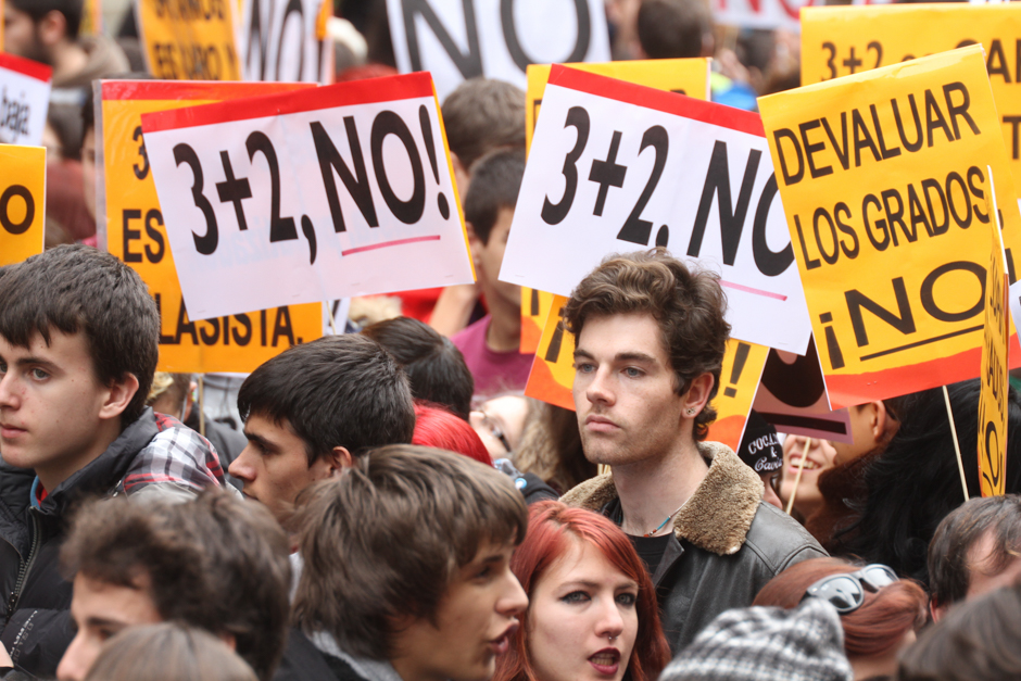 Manifestacin de estudiantes contra la reforma de grados universitarios, Madrid #Noal3mas2