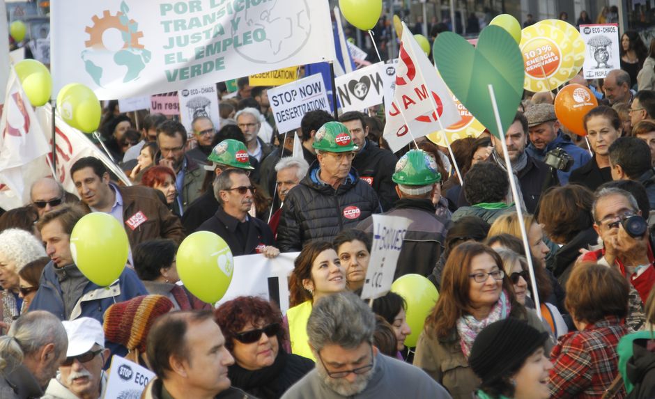 Marcha por el Clima "Frente al cambio climtico, cambiemos de modelo" Madrid 29-11-2015