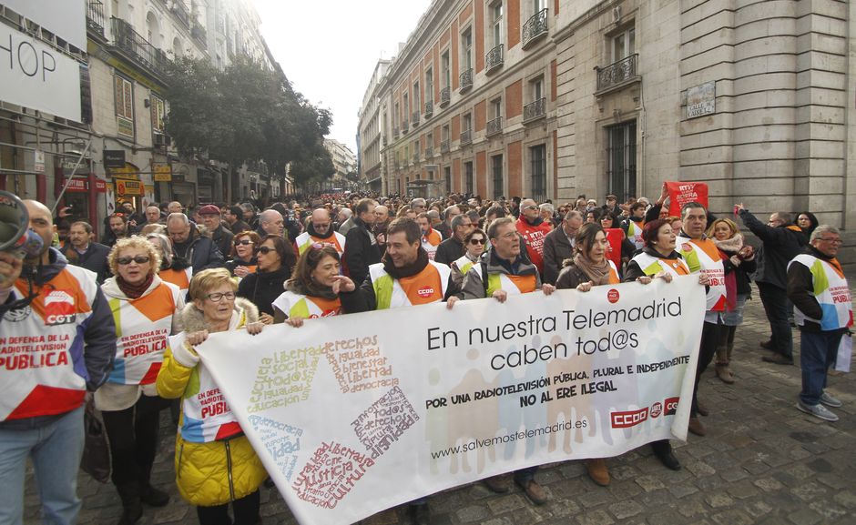 Manifestacin por una televisin pblica al servicio de toda la sociedad