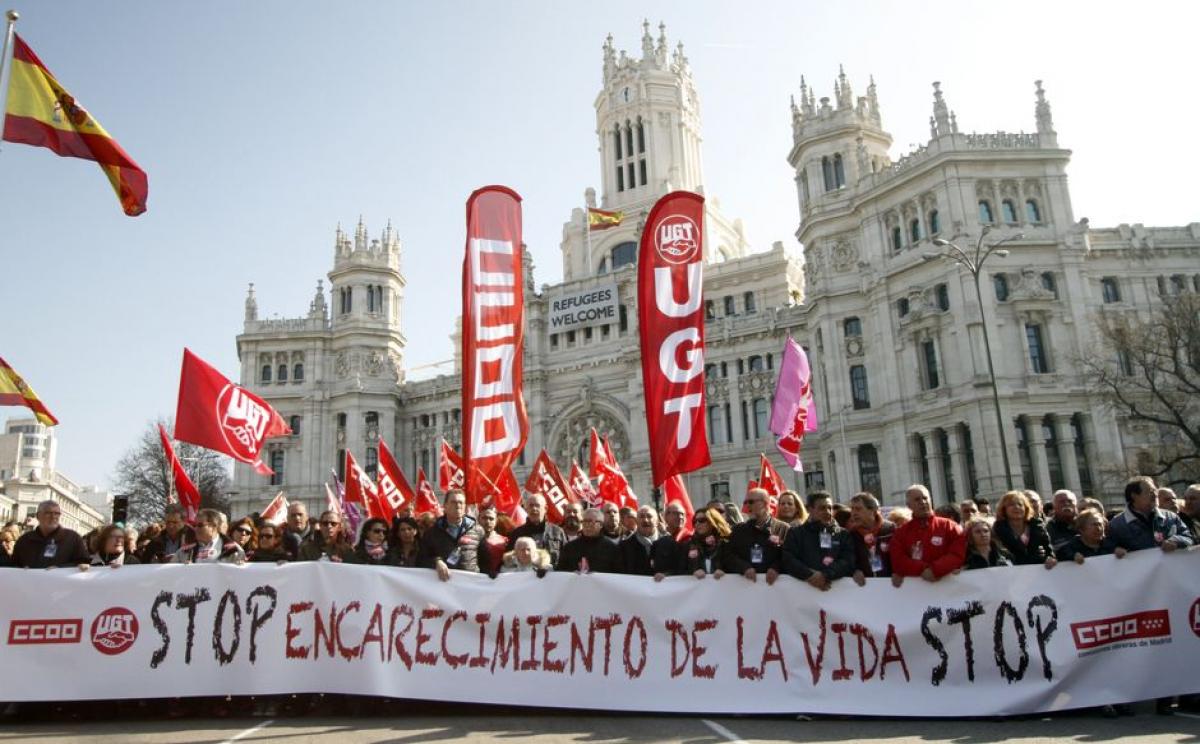 Manifestacin contra el encarecimiento de la vida, empleo y salarios dignos