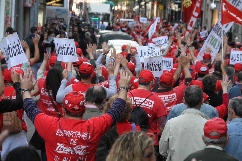 Manifestacin de trabajadores de CocaCola por Justicia en el Tribunal Supremo