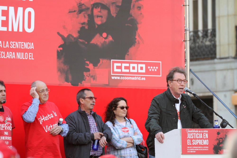 Manifestacin de trabajadores de CocaCola por Justicia en el Tribunal Supremo