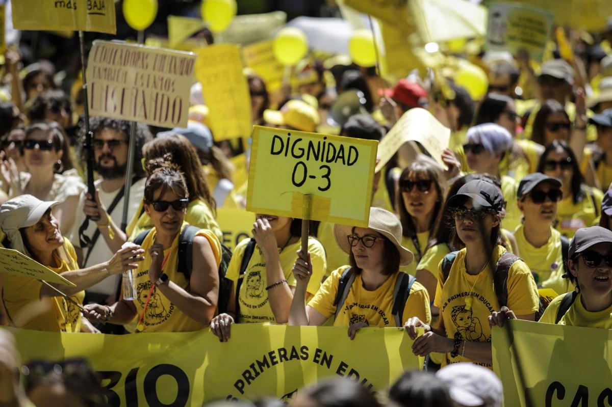 Manifestación por la dignidad de las educadoras 0-3