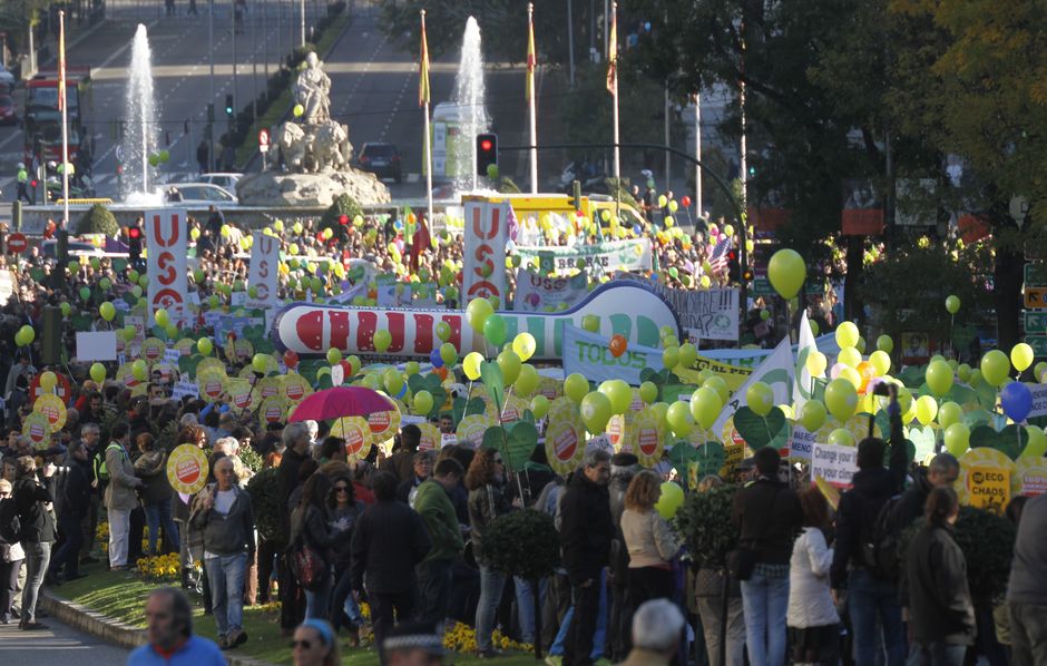 Marcha por el Clima "Frente al cambio climtico, cambiemos de modelo" Madrid 29-11-2015