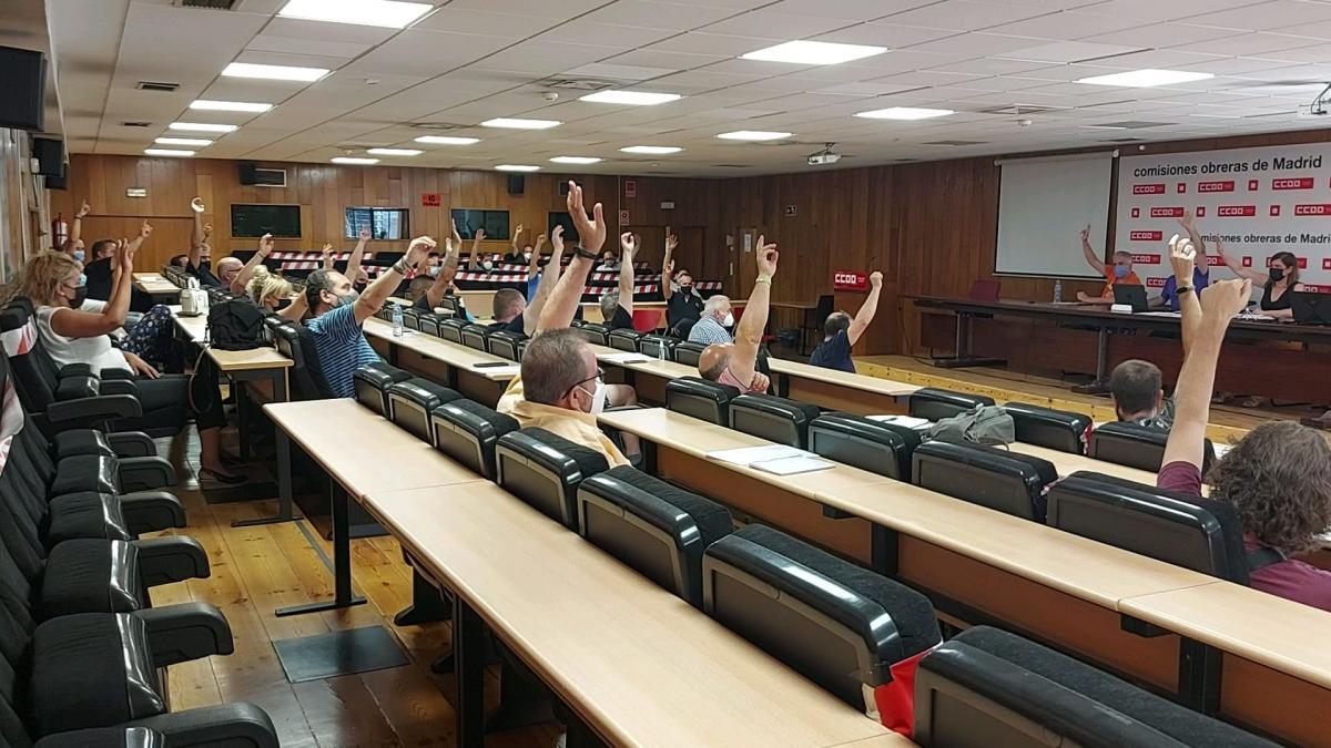 Un momento de la asamblea, en la sede de CCOO de Madrid